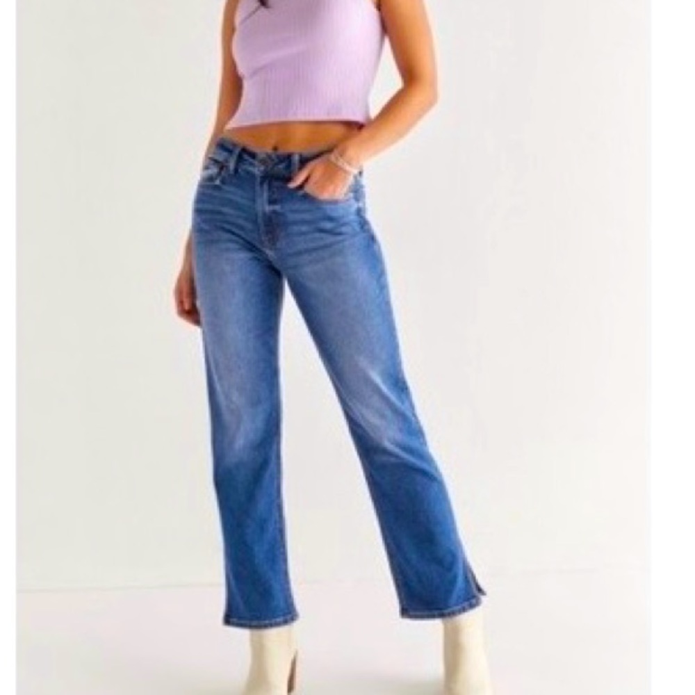 Francesca’s Harper Heritage, Natalie Split Hem Mid-rise straight Jean.